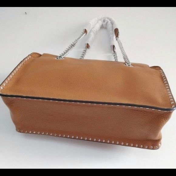 Michael Kors Astor Satchel - Picture 6 of 8